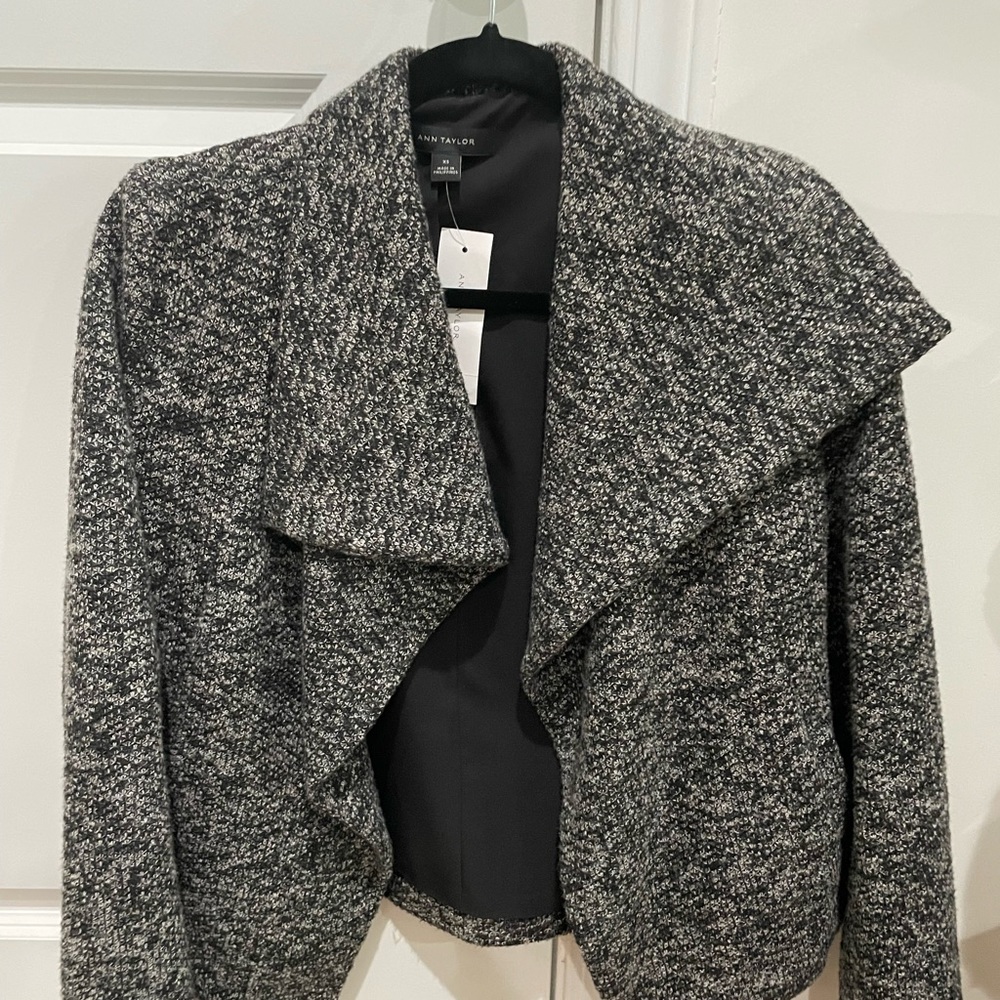 Ann Taylor short open coat ❤️